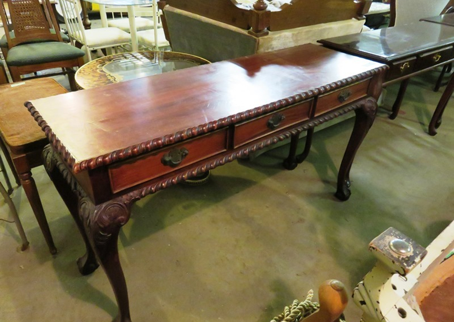 Consignment auction 11