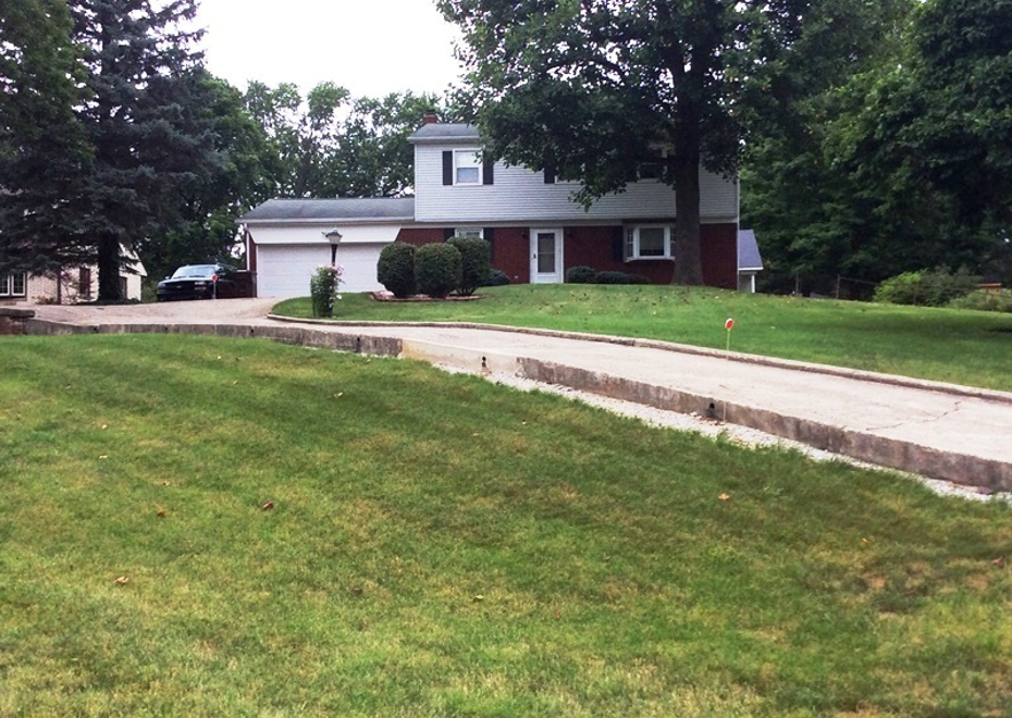 Real estate auction 20