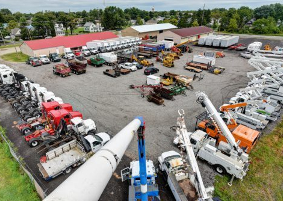 Heavy equipment auction 1