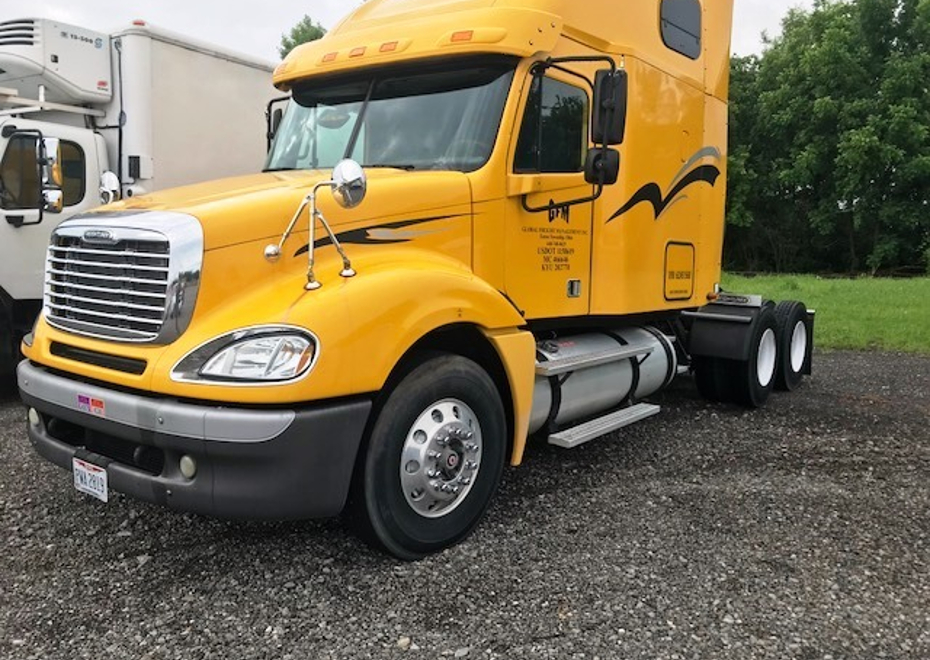 Heavy equipment auction 3