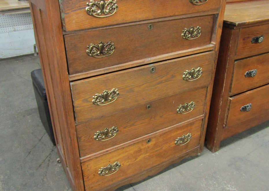 Upcoming Consignment Auction Decatur 132