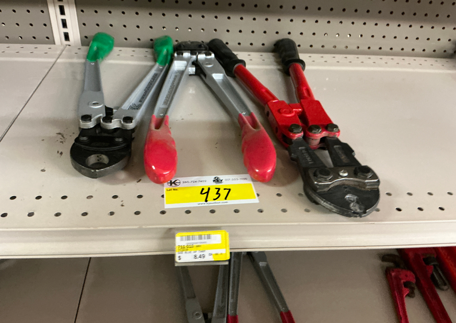 437 1