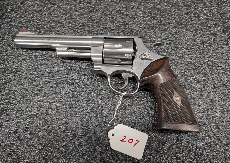 PXL 20251217 191510683