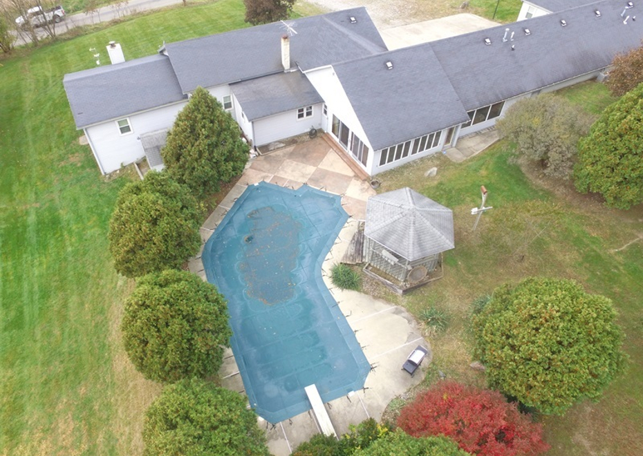 Real estate auction 8