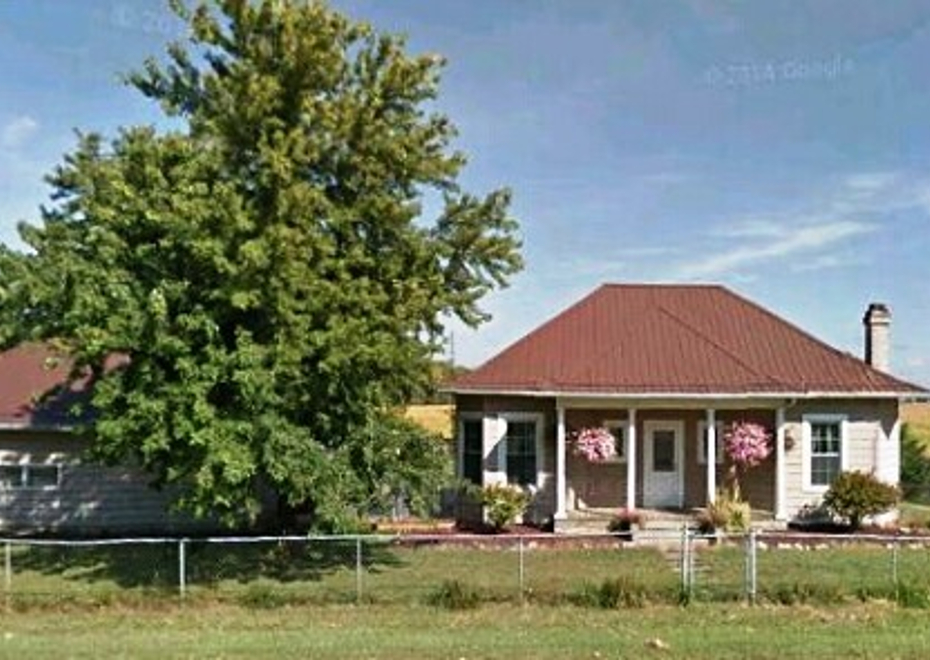 Real estate public auction 1